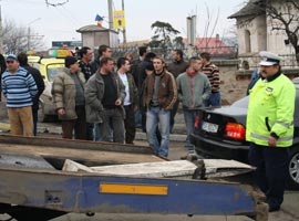 O amendă de 200 de lei, „măsura” luată după scandalul dintre taximetriști