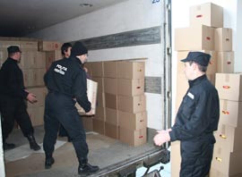 Țigări de aproape 400.000 de euro confiscate în Vama Siret Țigări de aproape 400.000 de euro confiscate în Vama Siret