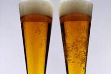 Ce îți ruinează succesul: vinul sau berea?