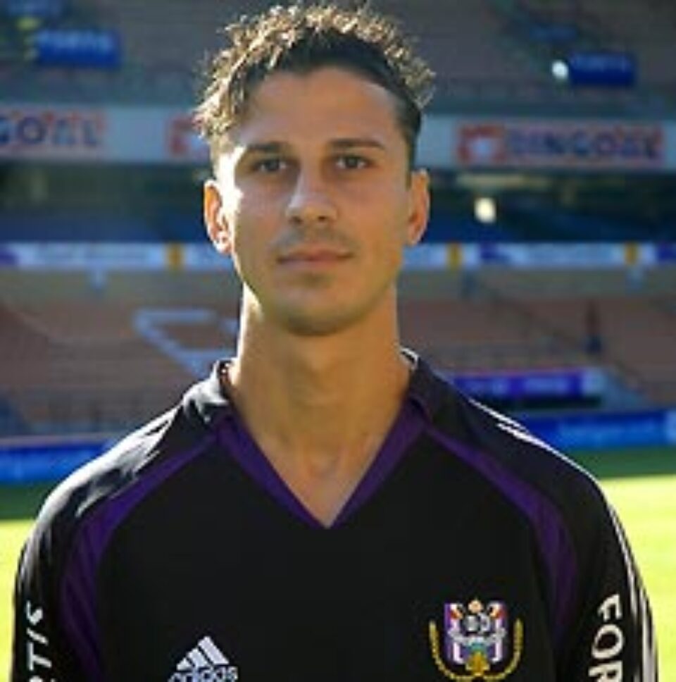 Românul Mitu produce o mică revoluție în fotbalul european