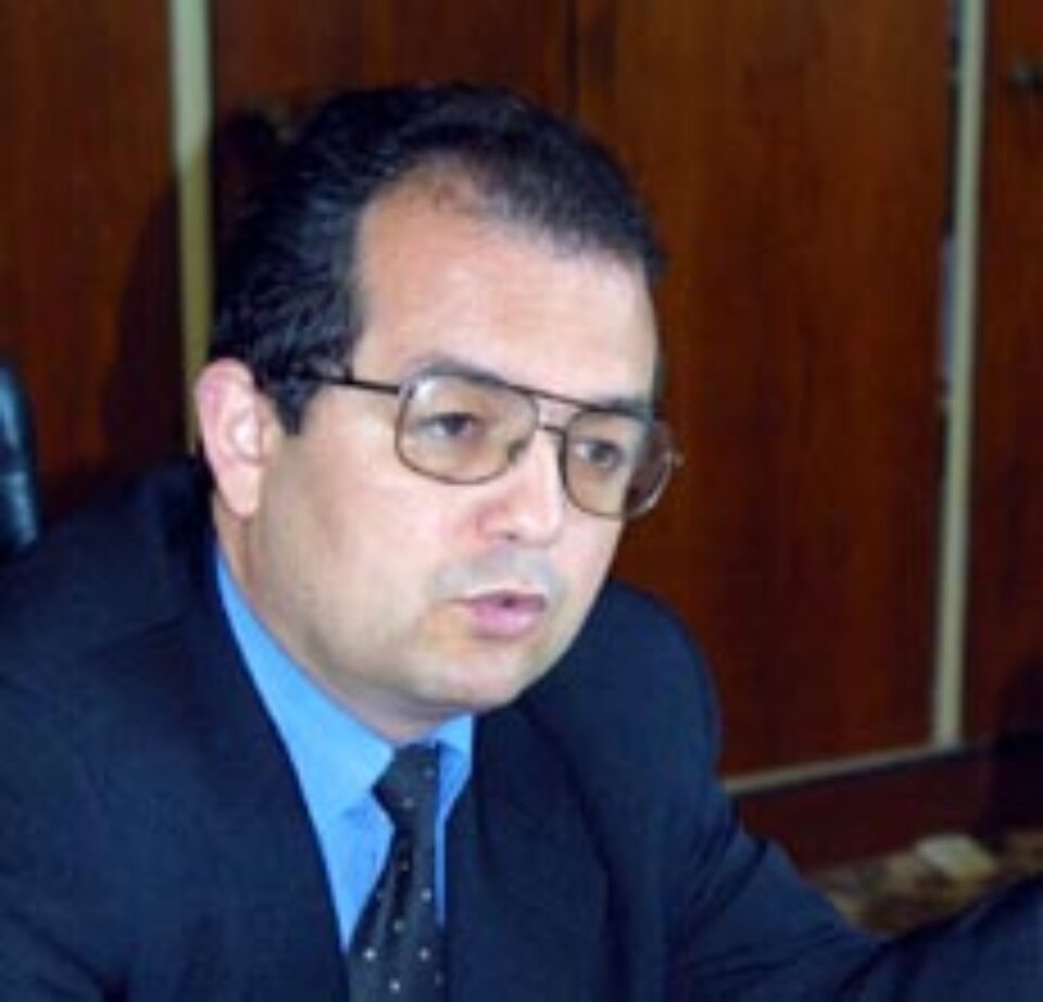 Boc: PSD e fricos, iar Geoană ar face orice, numai lege să nu fie în țară