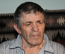 Grațierea bătrânului condamnat la 6 luni de închisoare, la mâna premierului Tăriceanu