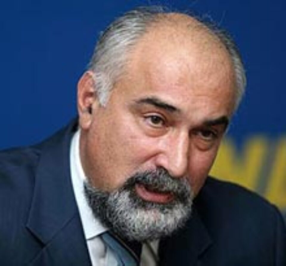 Ministrul Economiei, Varujan Vosganian, vine mâine în județul Suceava Ministrul Economiei, Varujan Vosganian, vine mâine în județul Suceava