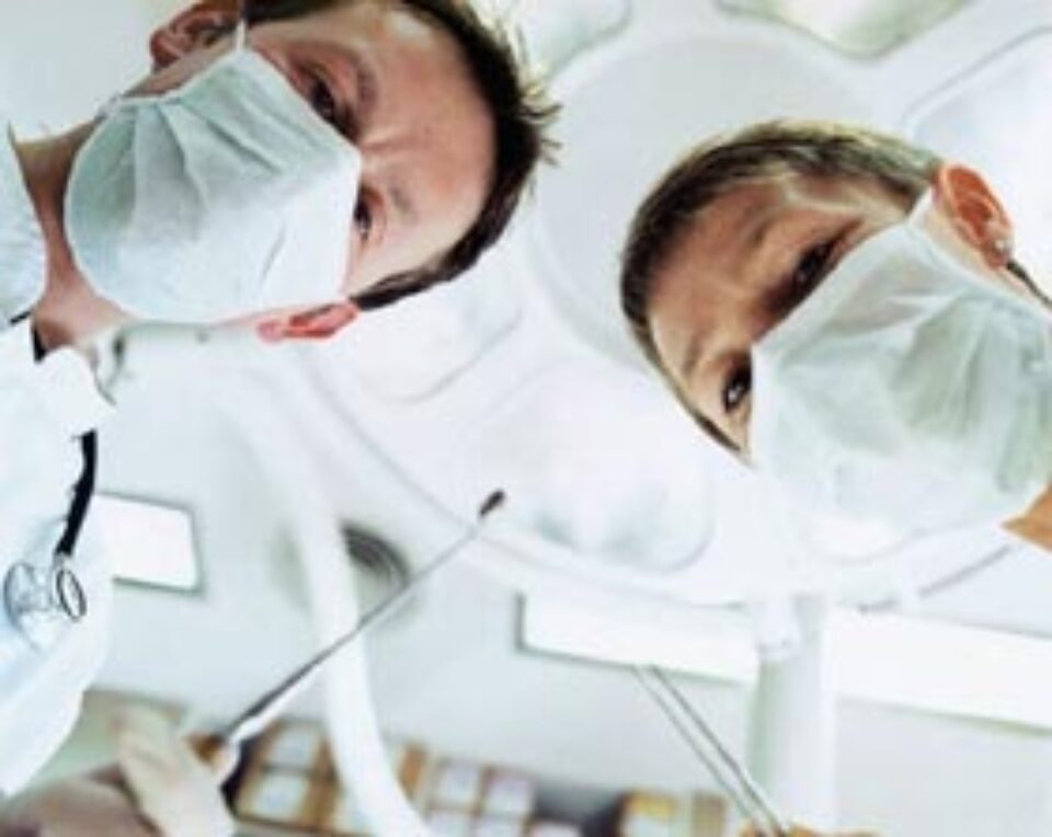 „Șpaga” din buzunarul halatelor albe „Șpaga” din buzunarul halatelor albe