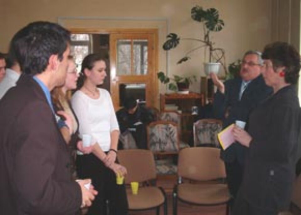 Dialog despre IDENTITATE Dialog despre IDENTITATE