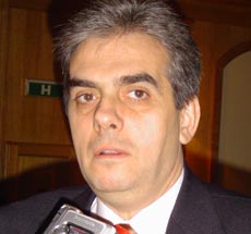 Exodul cadrelor medicale, diminuat prin măriri salariale și modificări în școlarizare