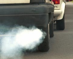 Emisiile de gaze cu efect de seră produse de transporturi în România au crescut cu 95%