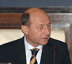 Băsescu : Miza acțiunii Parlamentului este "un președinte care să tacă"