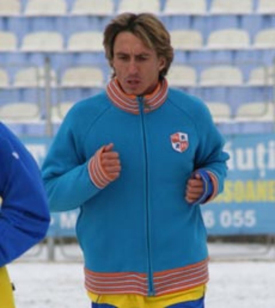 A sosit cartea verde pentru Roberto