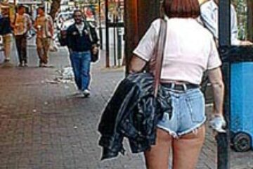 Acuzați că au „livrat” zeci de sucevence bordelurilor din Germania