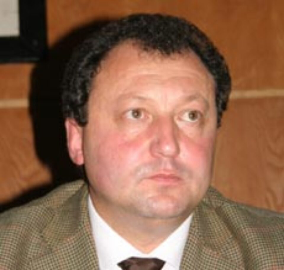 PLD-iștii susțin că, la Suceava, le suflă în ceafă PNL-iștilor