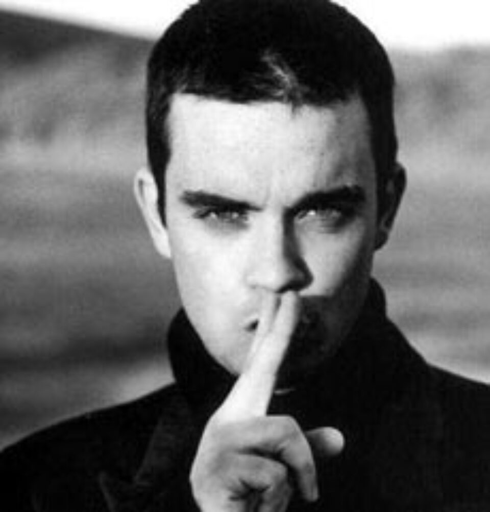 Robbie Williams a ieșit de la dezintoxicare după trei săptămâni de tratament Robbie Williams a ieșit de la dezintoxicare după trei săptămâni de tratament