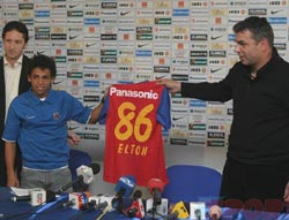 Brazilianul Elton a semnat până în 2010 Brazilianul Elton a semnat până în 2010