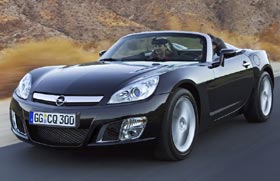 Premiul, felicitările, masa și dansul