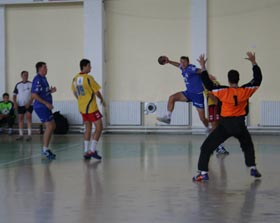 Obligați să câștige în fața Bistriței