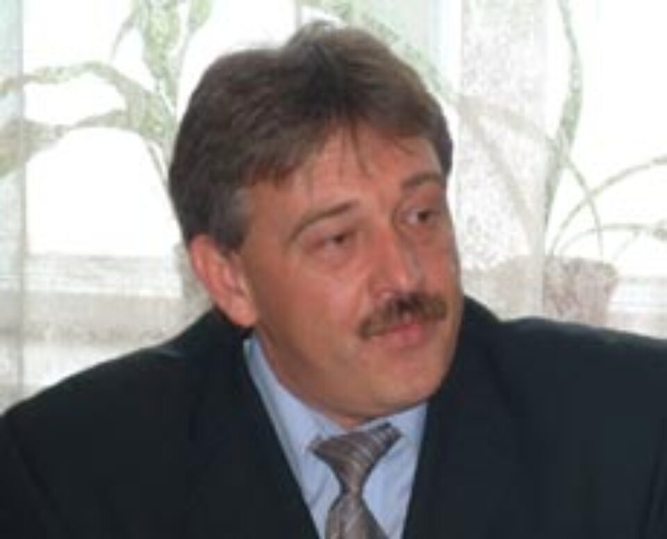 Marius Ursaciuc, nominalizat pentru titlul „Primarul Anului 2006” Marius Ursaciuc, nominalizat pentru titlul „Primarul Anului 2006”