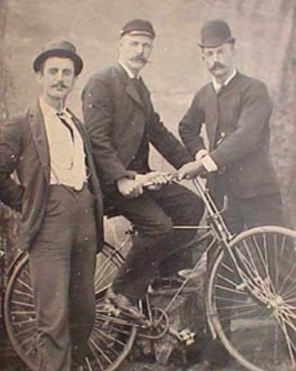 Din presa de altadata Din presa de altadata