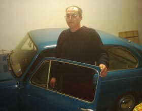 Liviu Alecsa, mândru de autoturismul Fiat pe care l-a cumpărat după patru ani de negocieri