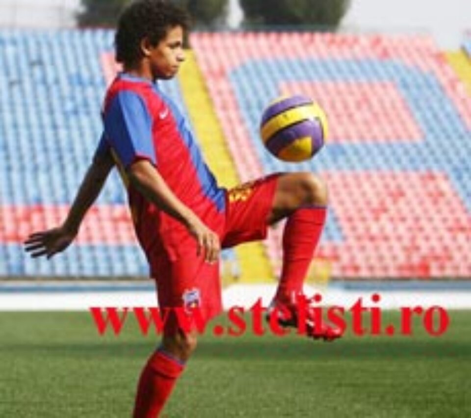 A venit cartea verde pentru Elton A venit cartea verde pentru Elton