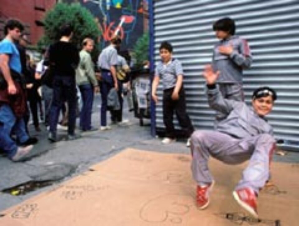 Variațiile de stare psihică specifice adolescenței sunt de natură hormonală