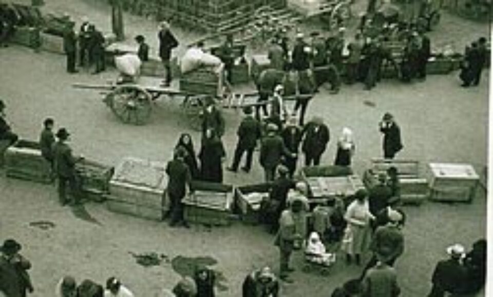 Piețe, târguri și oboare