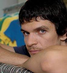 Actorul Tudor Chirilă face astăzi „militărie” la Suceava