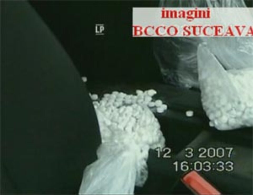 Premiați pentru informațiile care au dus la cea mai mare captură de droguri Premiați pentru informațiile care au dus la cea mai mare captură de droguri