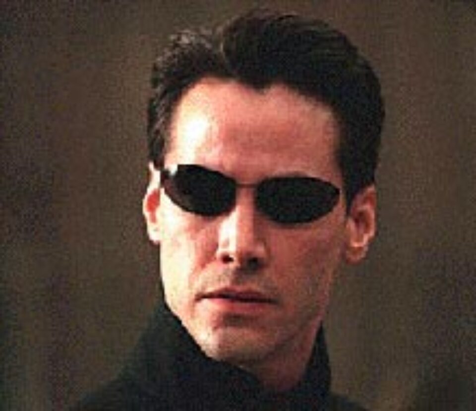 Keanu Reeves a lovit cu mașina un paparazzi