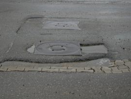 Capacele de canal, coșmarul șoferilor din Suceava