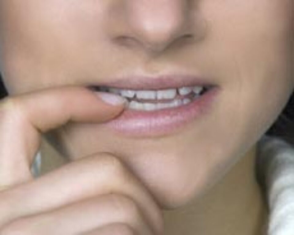 Rosul unghiilor afectează inteligența copiilor!