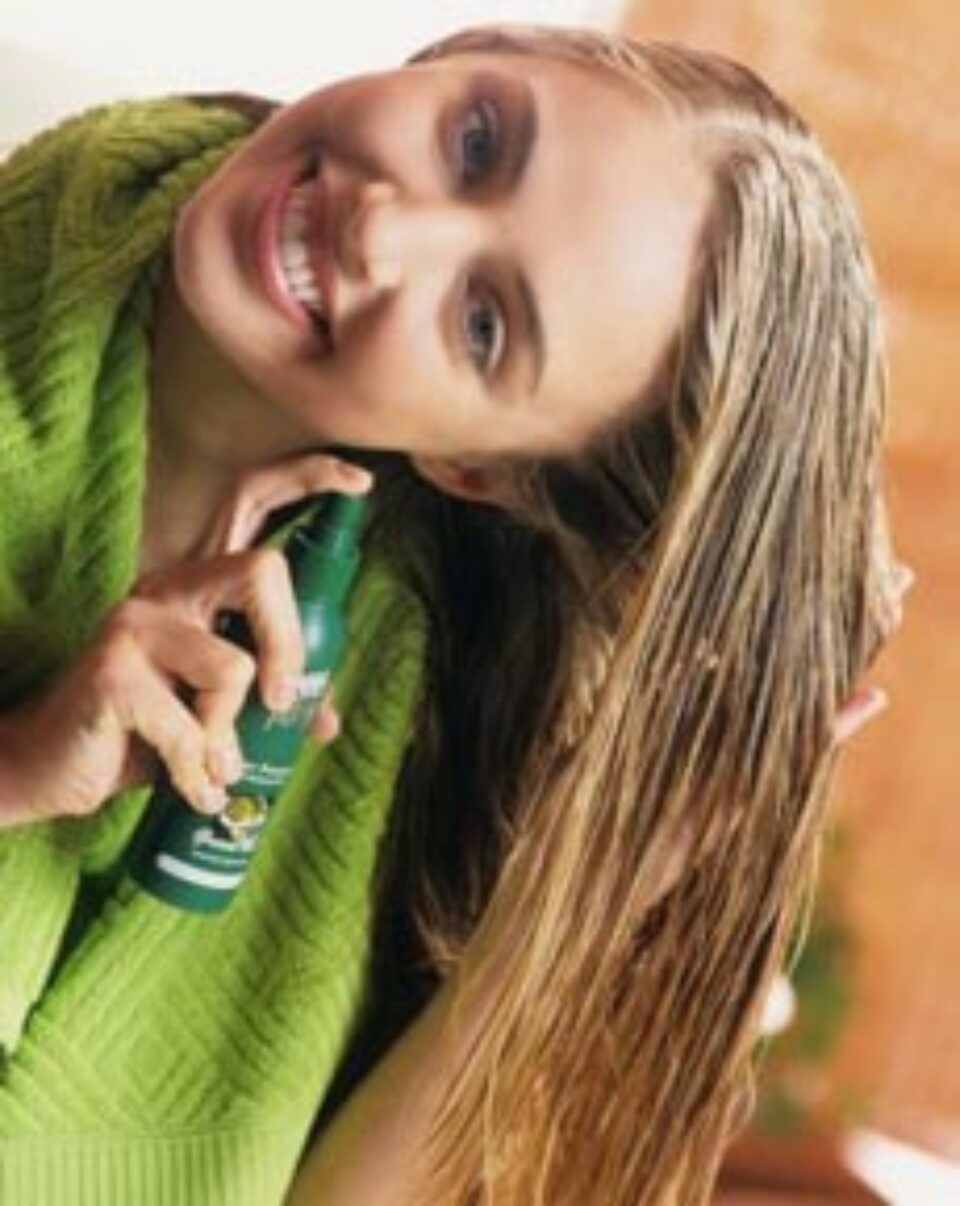 Îngrijește-ți părul cu produse de casă!