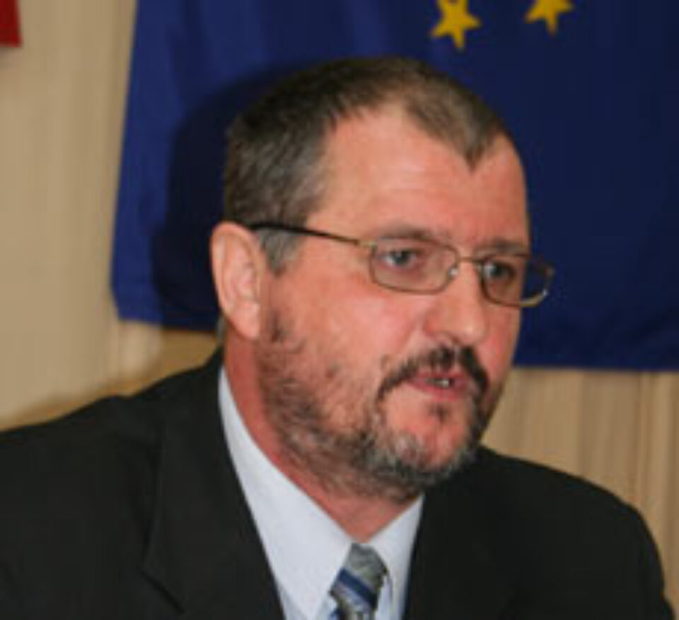 Prefectul cere celor de la Mediu să stea cu ochii pe Ambro