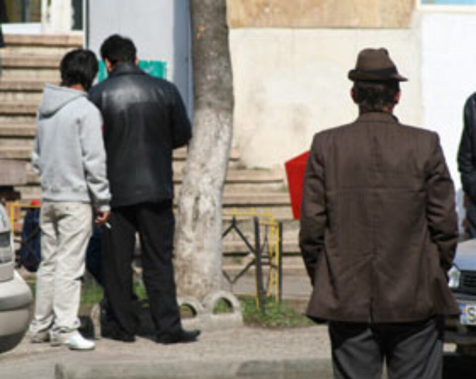 Piețele din Suceava, raiul romilor care vând aur și telefoane