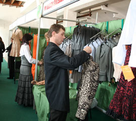 Peste 30 de firme participă la târgurile „BUCOVINA MODA FEST & EXPO BEBE”