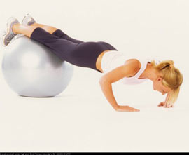 Abdomenul plat, cu exerciții se ține!