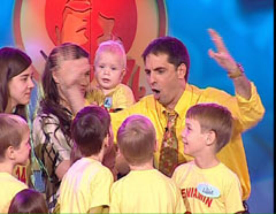 43 de copii si 43 de miei vor da buzna la „Ziua Judecății”