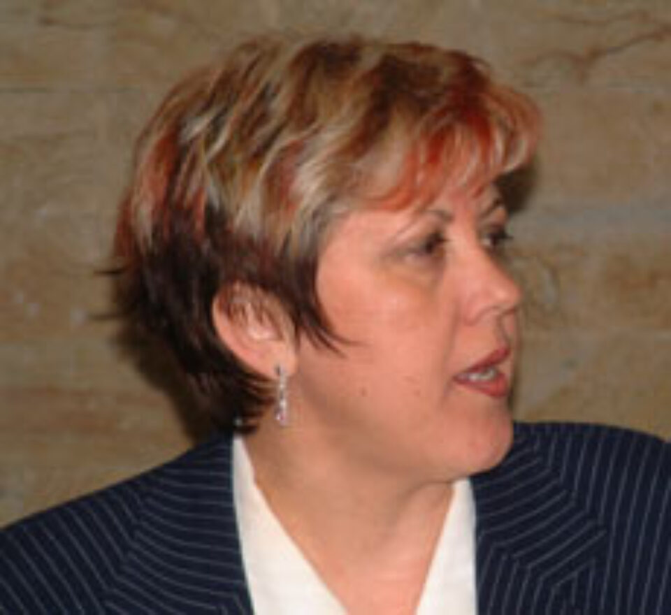 PNL a împărțit cadouri de Paște familiilor nevoiașe din județul Suceava PNL a împărțit cadouri de Paște familiilor nevoiașe din județul Suceava