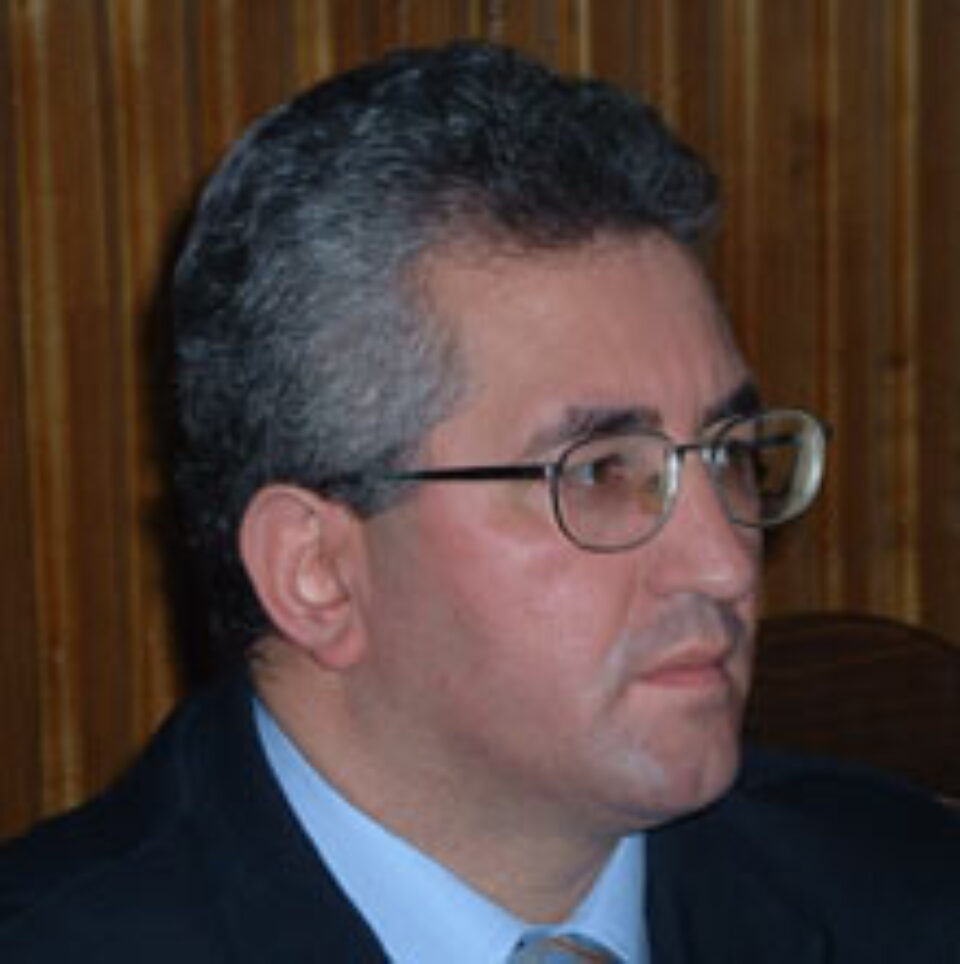 Primăria caută soluții pentru introducerea utilităților în Cartierul Tineretului