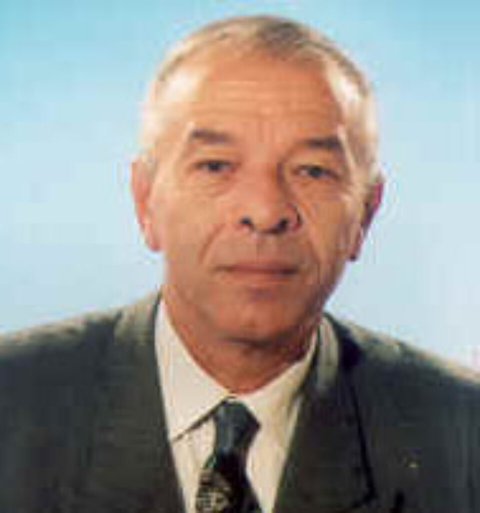 Văcăroiu, pregătit să fie președinte interimar