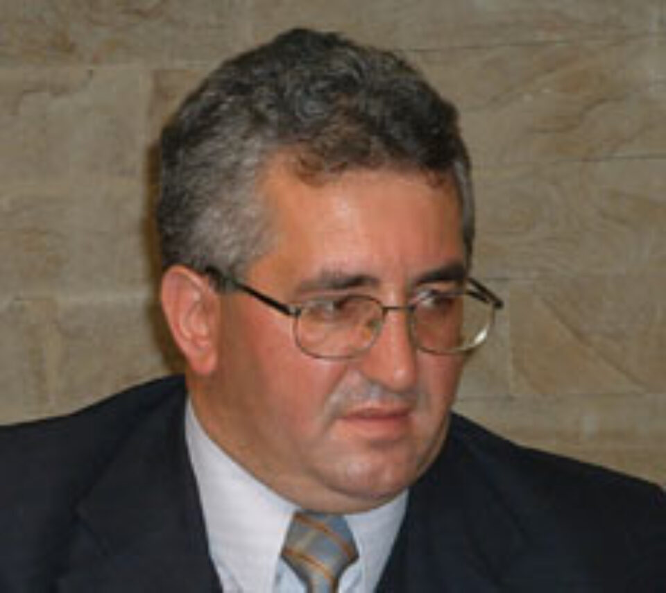 Șefii de instituții PD-iști instalați prin concurs rămân pe posturi