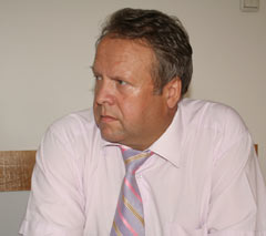 Inspectoratul Școlar va organiza mâine simularea tehnică a tezelor unice