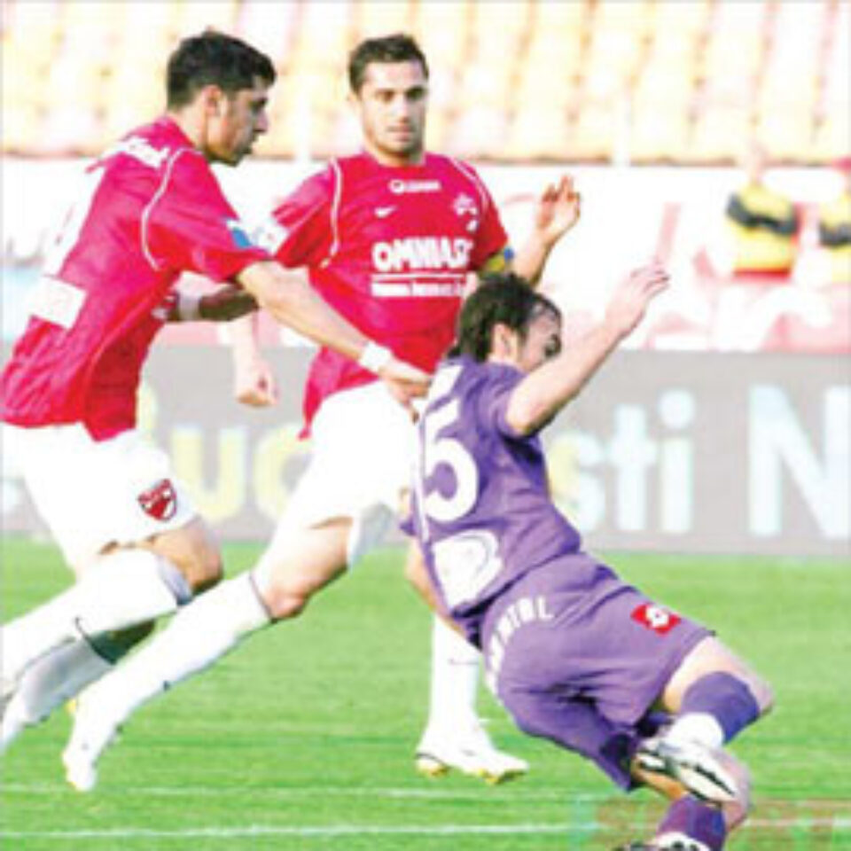 Dinamo, rămâne lider cu un avans de 10 puncte