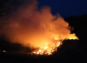 Pază permanentă la groapa de gunoi a Sucevei