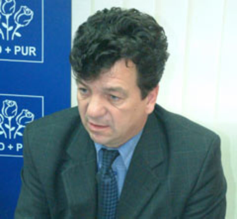 Iordache îl bănuiește pe Flutur pentru rezultatele slabe ale FC Cetatea Suceava Iordache îl bănuiește pe Flutur pentru rezultatele slabe ale FC Cetatea Suceava