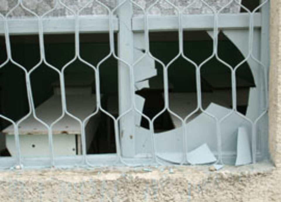 Sală de clasă devastată de elevi