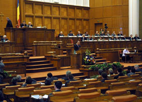 Traian Băsescu, suspendat