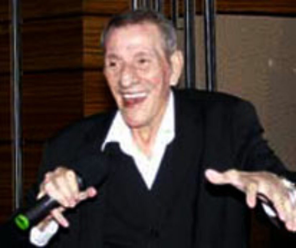 Gil dobrică s-a dus acasă, în ceruri