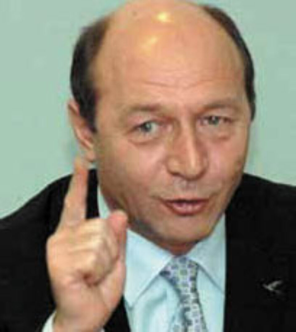 Băsescu: Cea mai bună soluție pentru România, participarea mea la referendum