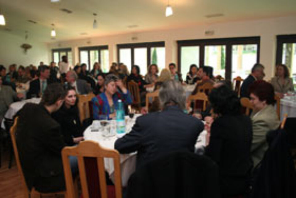 Nervi și timp pierdut de pomană la Adunarea Generală a Avocaților Suceava Nervi și timp pierdut de pomană la Adunarea Generală a Avocaților Suceava