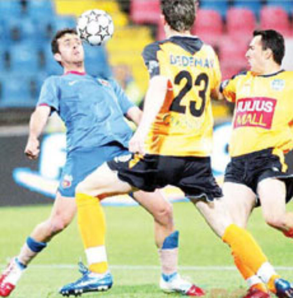 Steaua câștigă și speră în continuare la locul doi